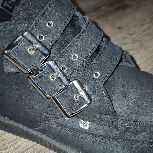 Men's Black TUK Boots - Picture 7 of 10